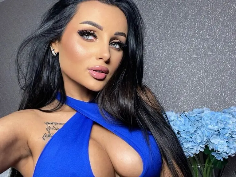 Privatshow mit BritneyMills