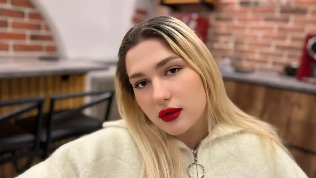 Privatshow mit MadelineEdwards
