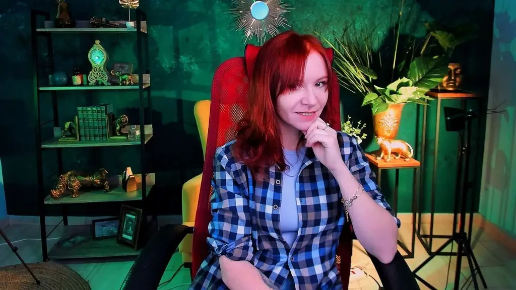 Privatshow mit MonaAmur